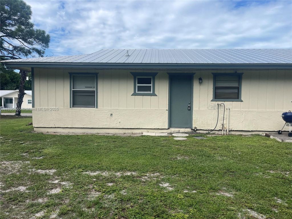 Photo of 819 King Orange Dr #819, Fort Pierce, FL 34982 (MLS # A11890865)