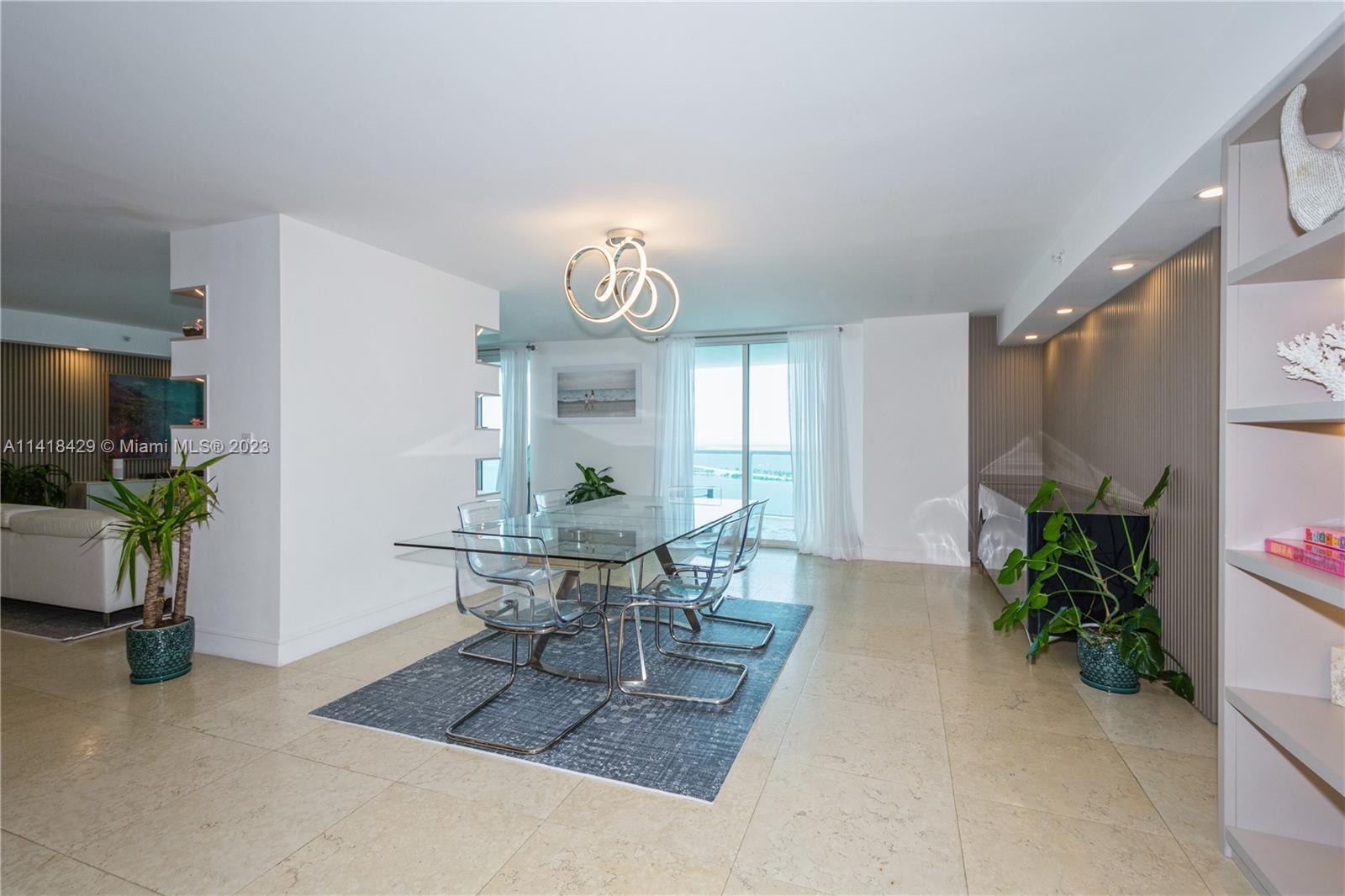 SKYLINE ON BRICKELL CONDO - Residential