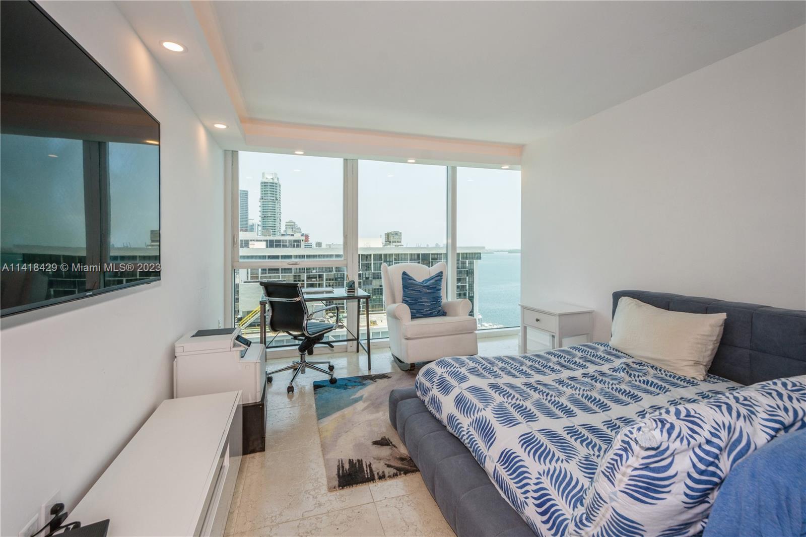 SKYLINE ON BRICKELL CONDO - Residential