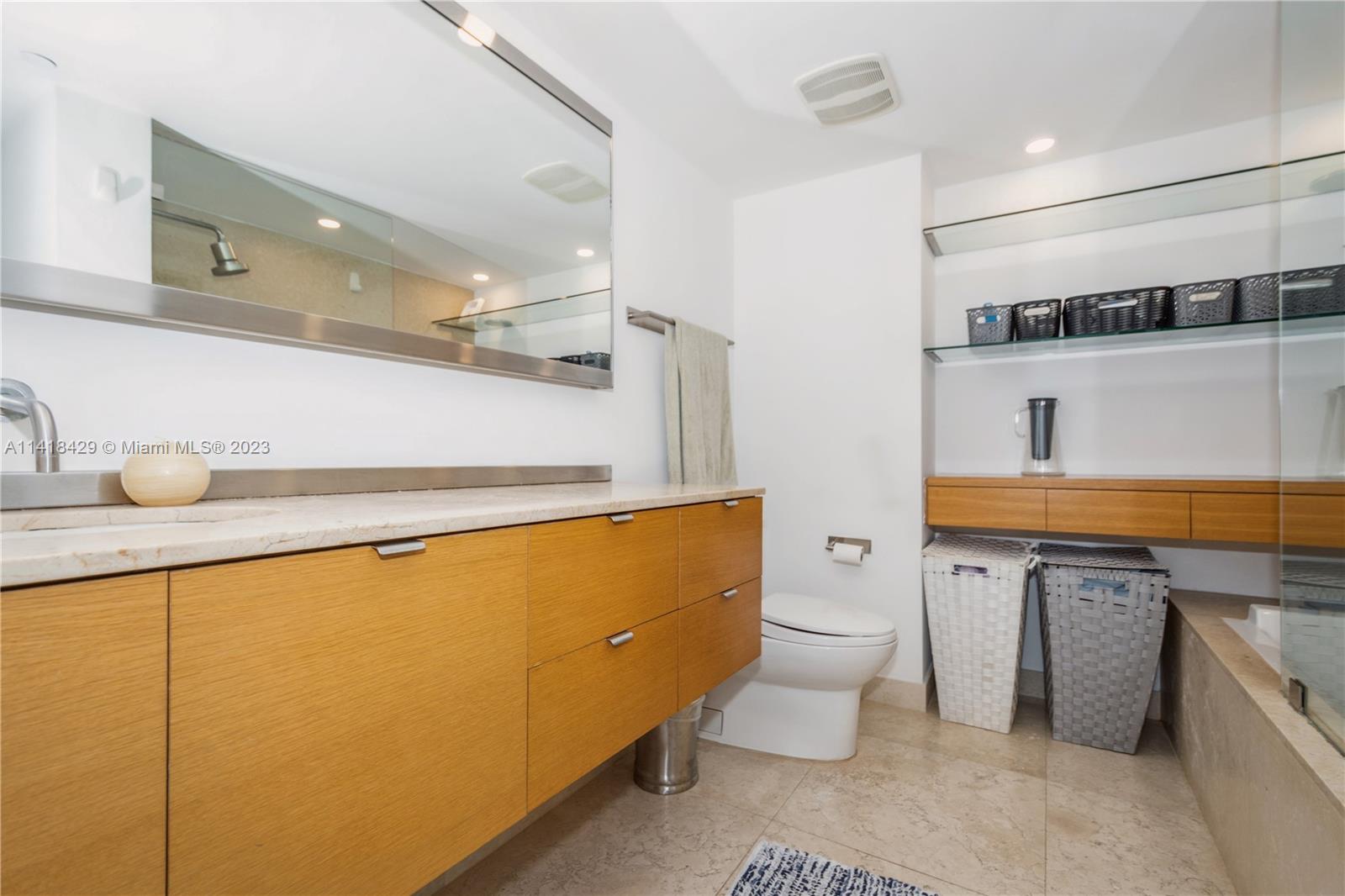 SKYLINE ON BRICKELL CONDO - Residential