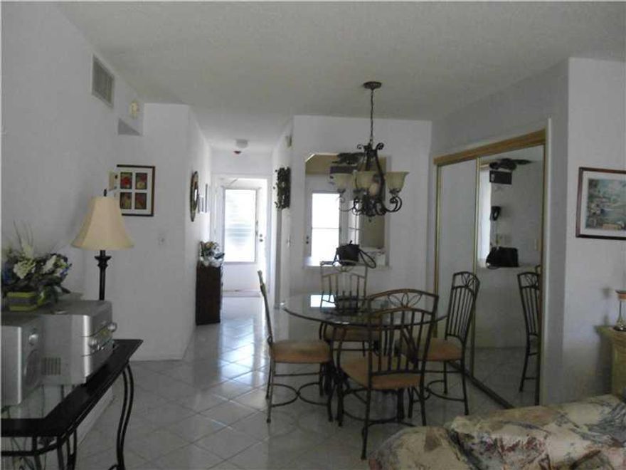 Reduced! Reduced! Reduced!!! Private Island Surrounded By Water!! Live in Paradise! Spacious 1/1...Open Balcony with Beautiful Water View..Tile..Minutes from Beach, Shops of Gulfstream & Casinos...Small Pets Ok! Low Maintenance! All Ages! OK To Lease!! Don't miss this one!!