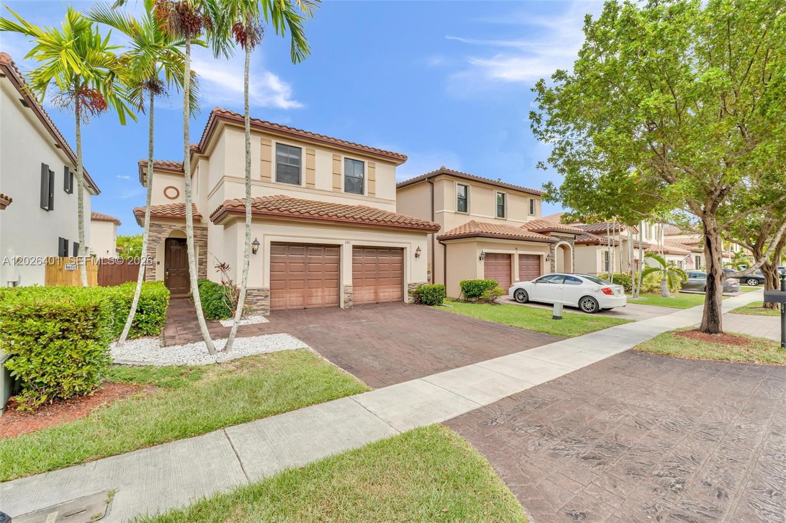 Listing Photo 1