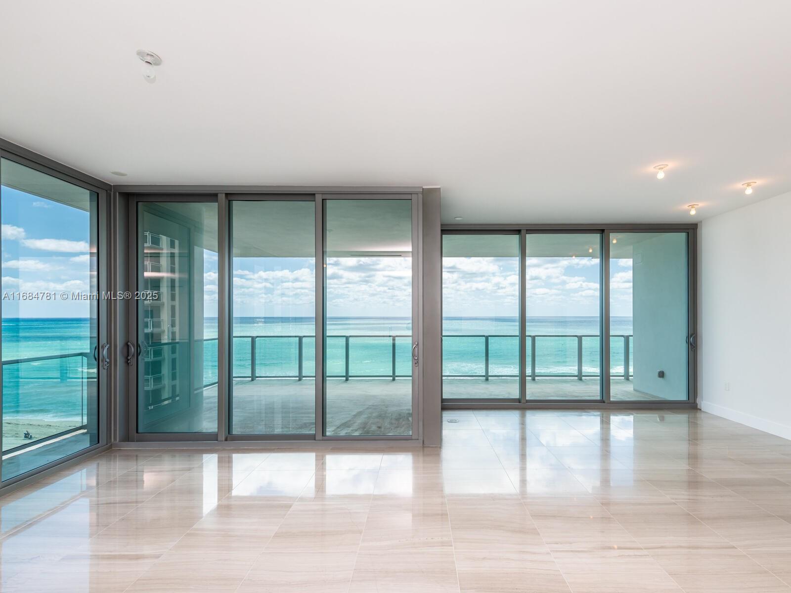 L'ATELIER CONDO - Residential