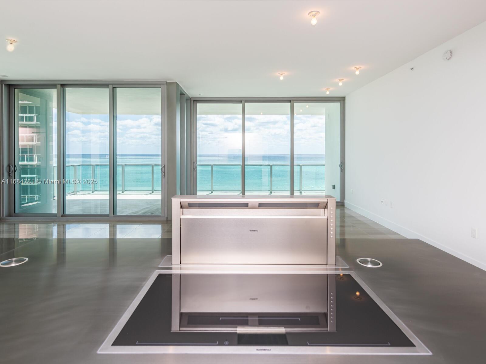 L'ATELIER CONDO - Residential