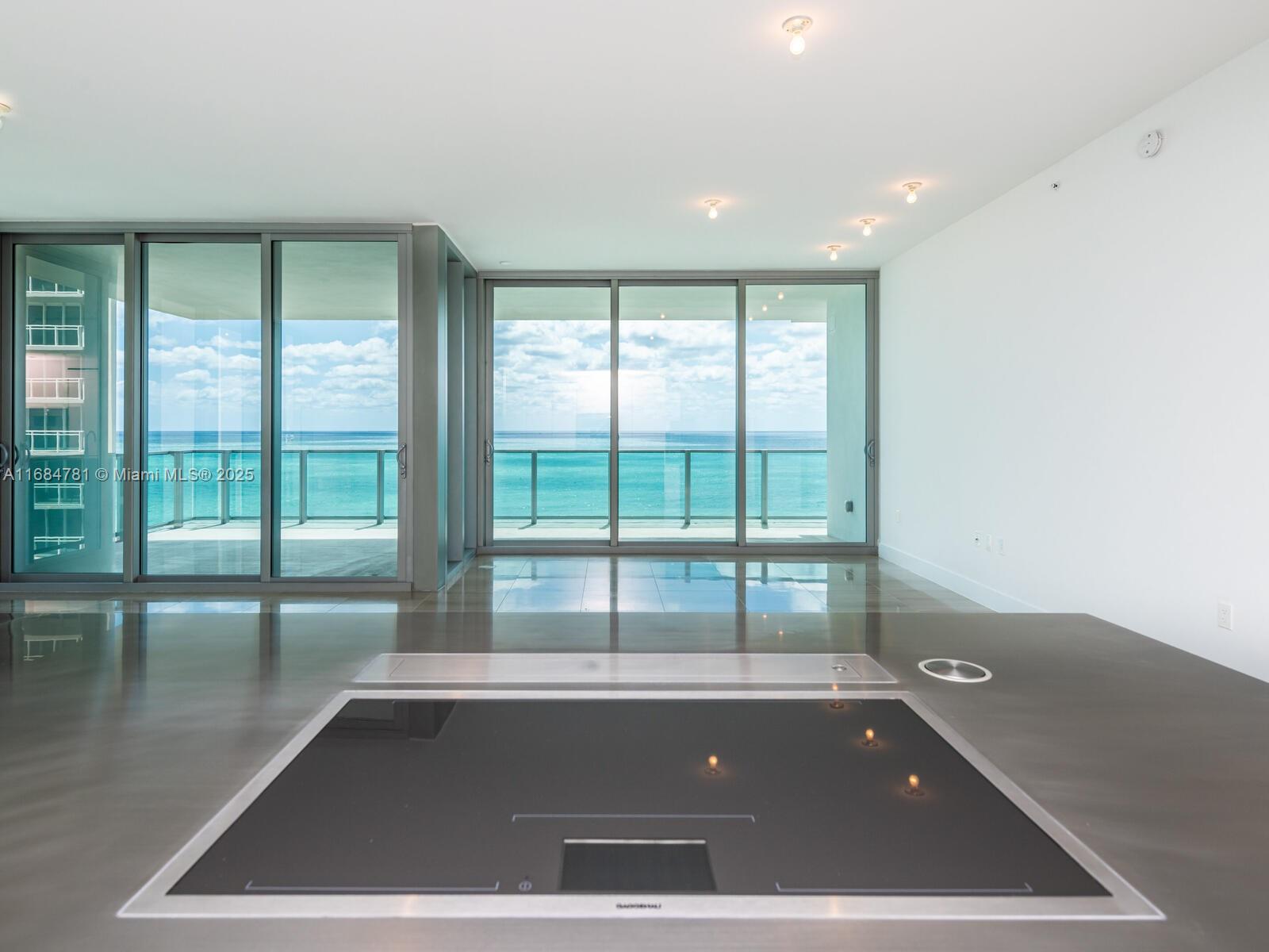 L'ATELIER CONDO - Residential