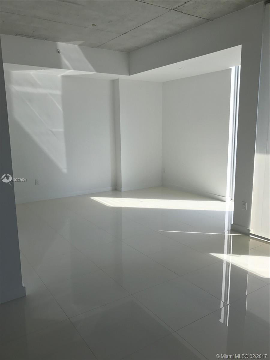 CENTRO CONDO - Residential Lease