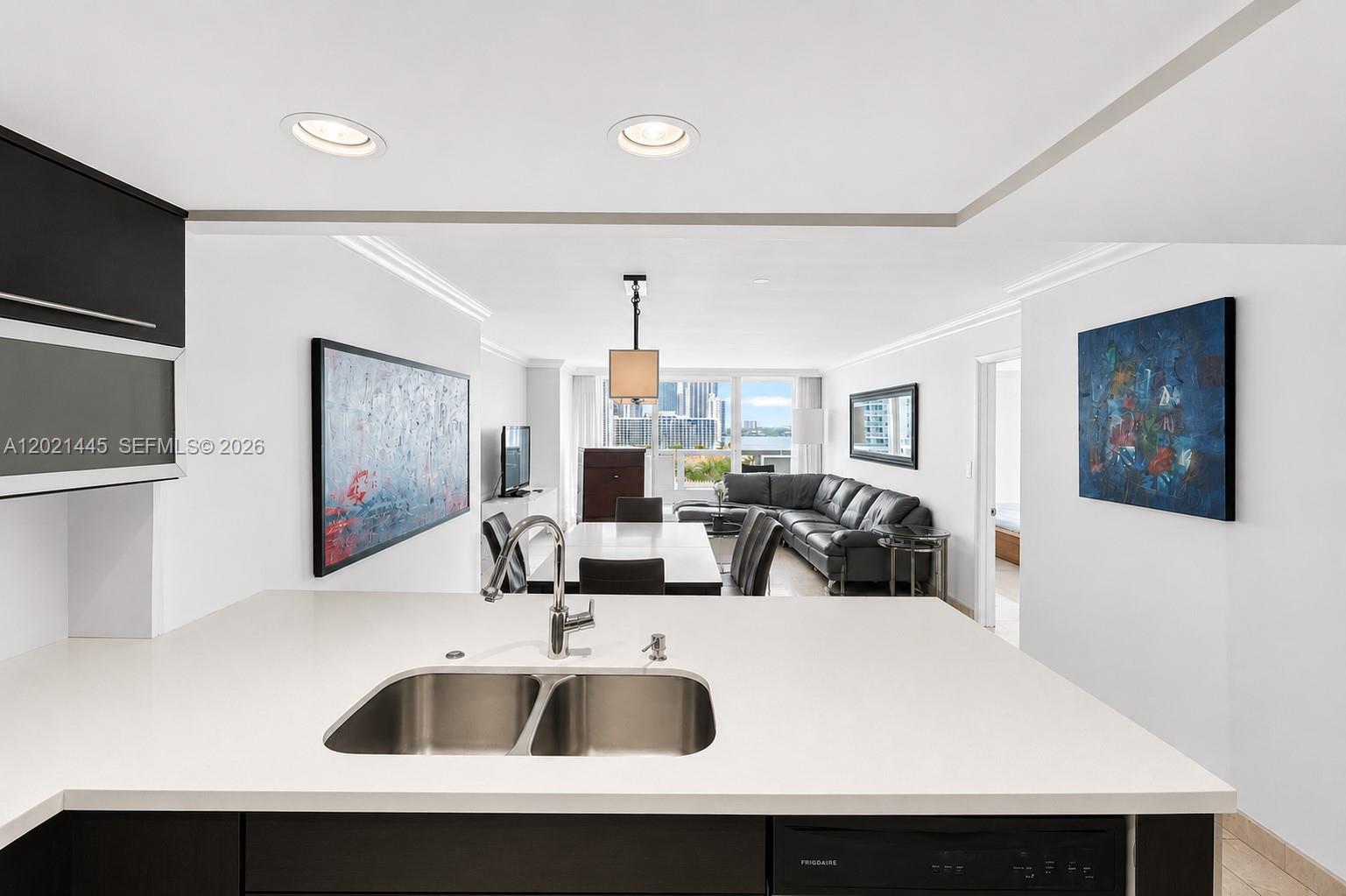 VENETIA CONDO - Residential