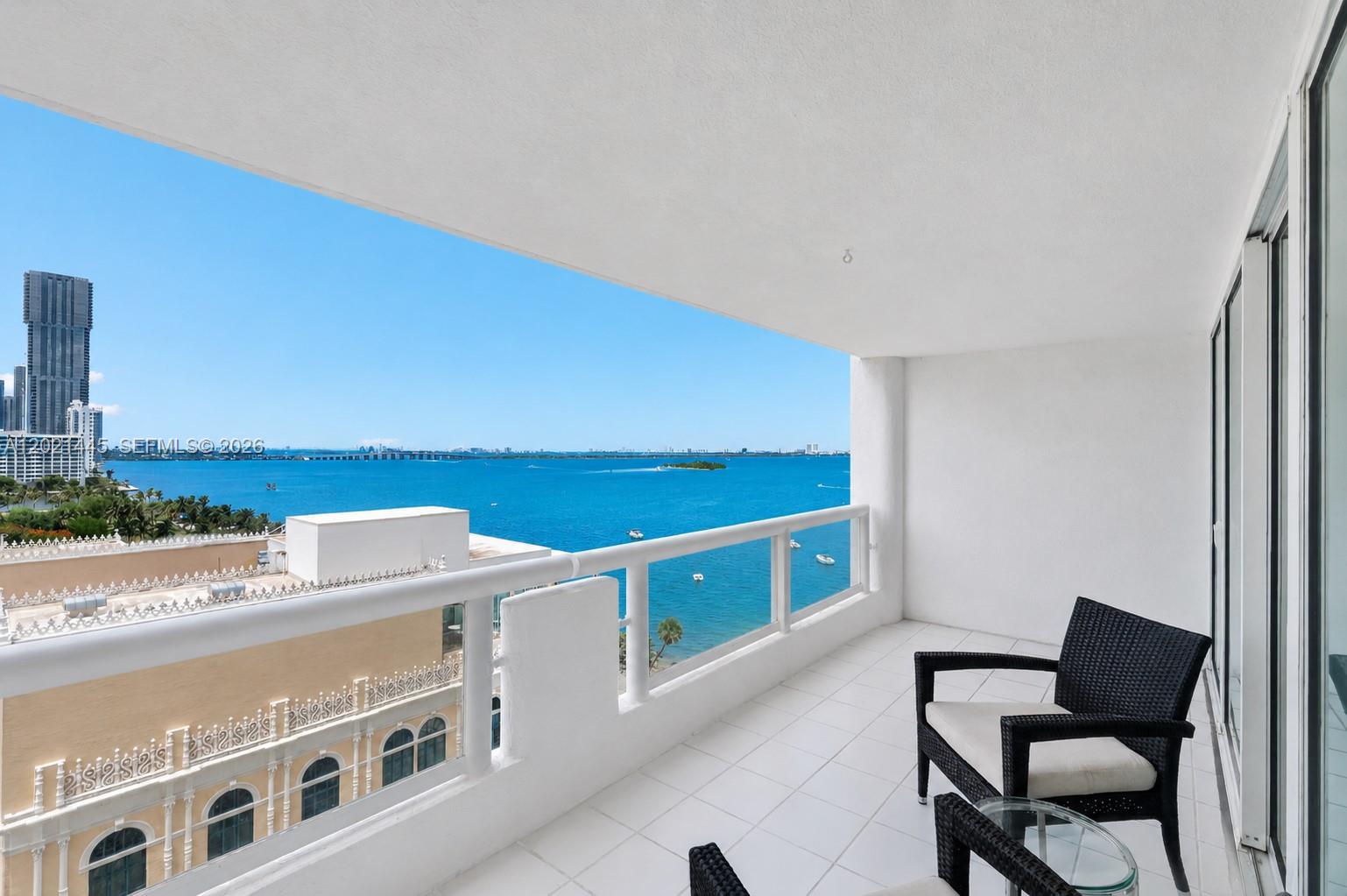 1717 N Bayshore Dr A-1437