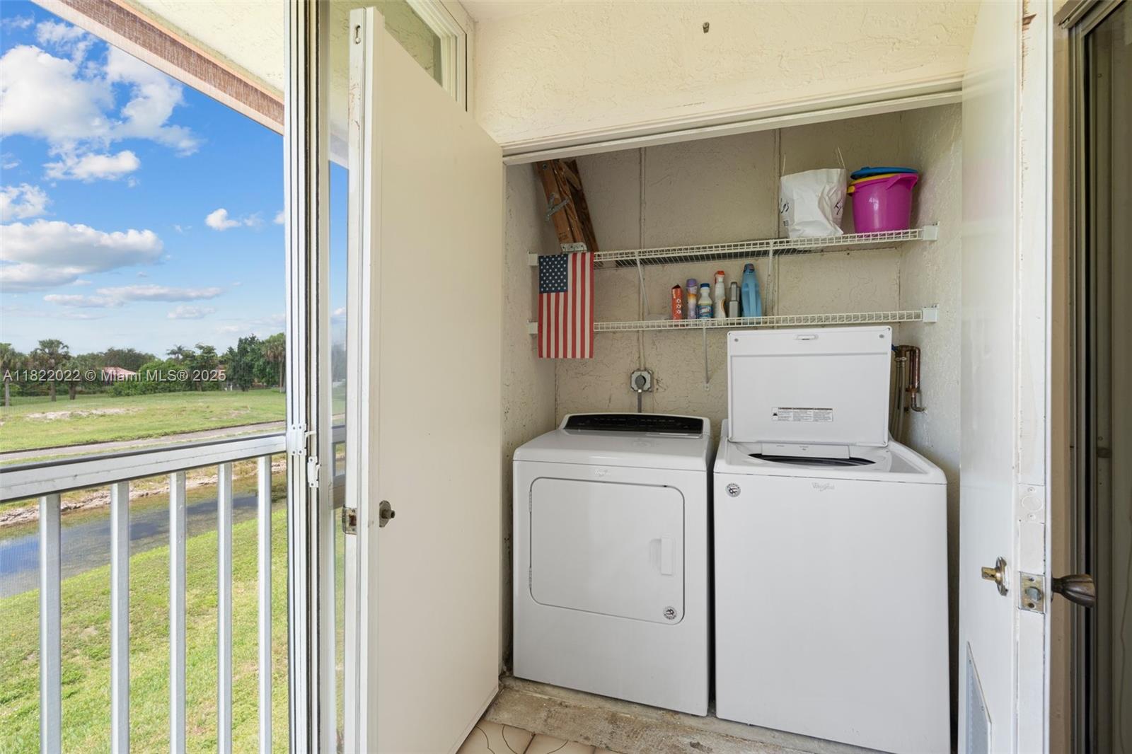 GOLFSIDE - Residential