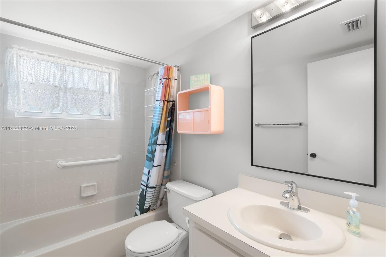 GOLFSIDE - Residential