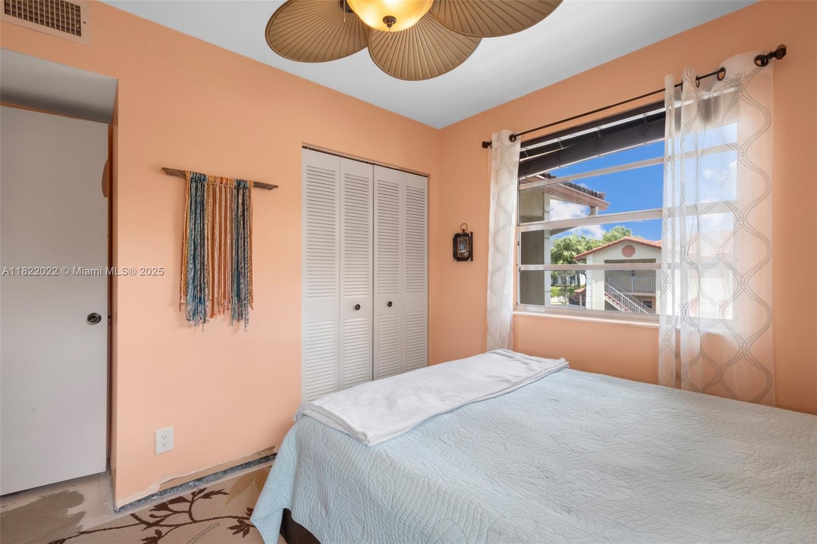 GOLFSIDE - Residential