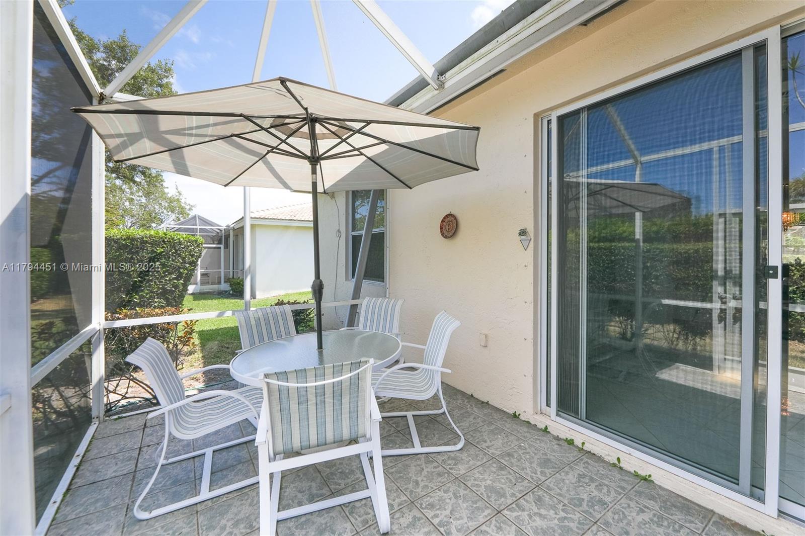PALM ISLES WEST - Residential