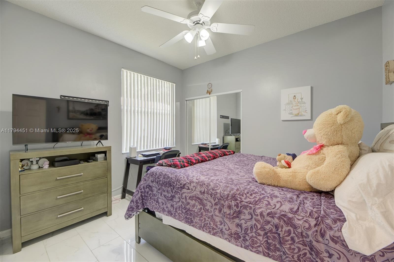 PALM ISLES WEST - Residential
