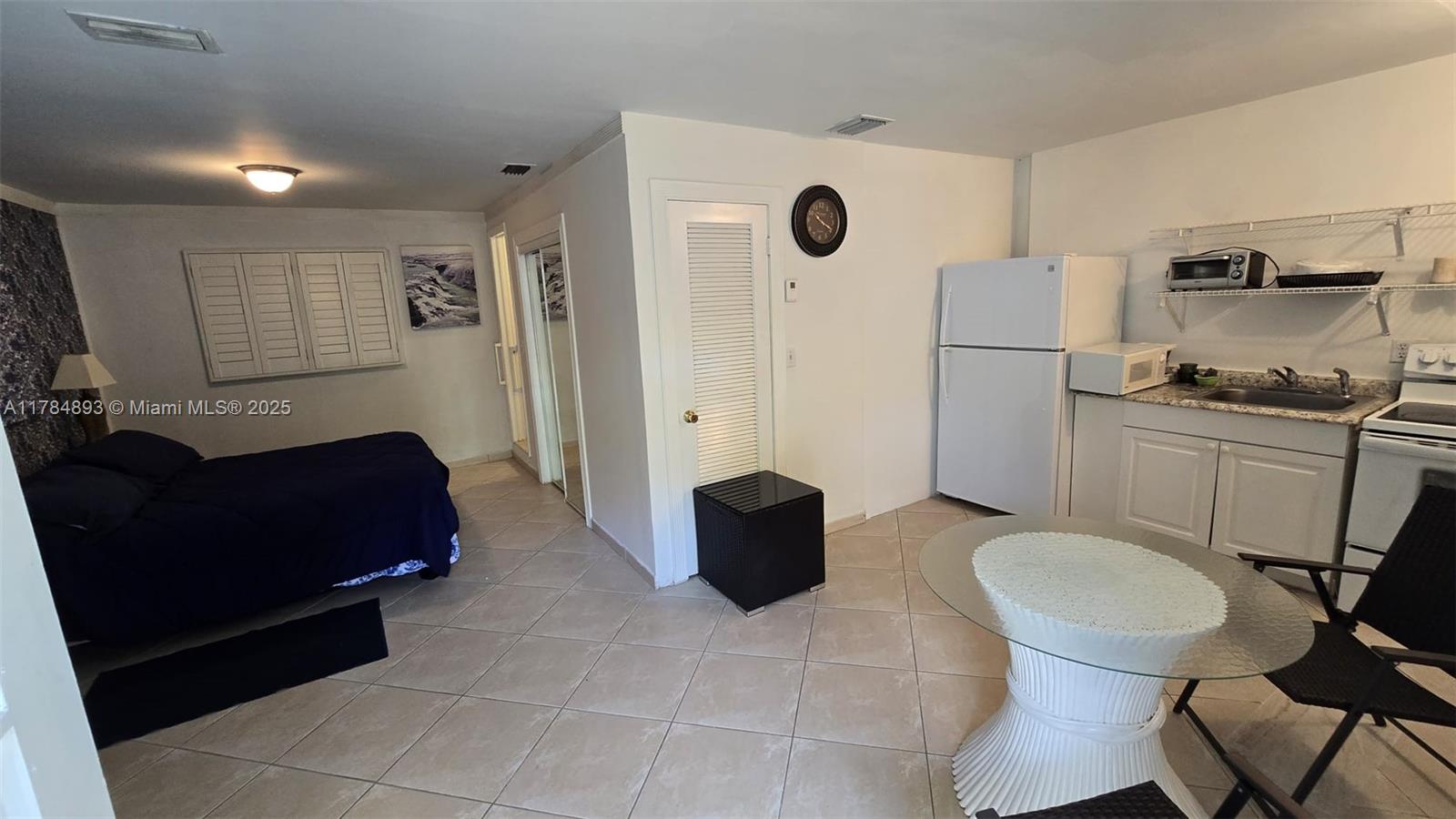 Rental Property at 1901 Sw 2nd Ave 1, Miami, Broward County, Florida - Bathrooms: 1  - $1,650 MO.