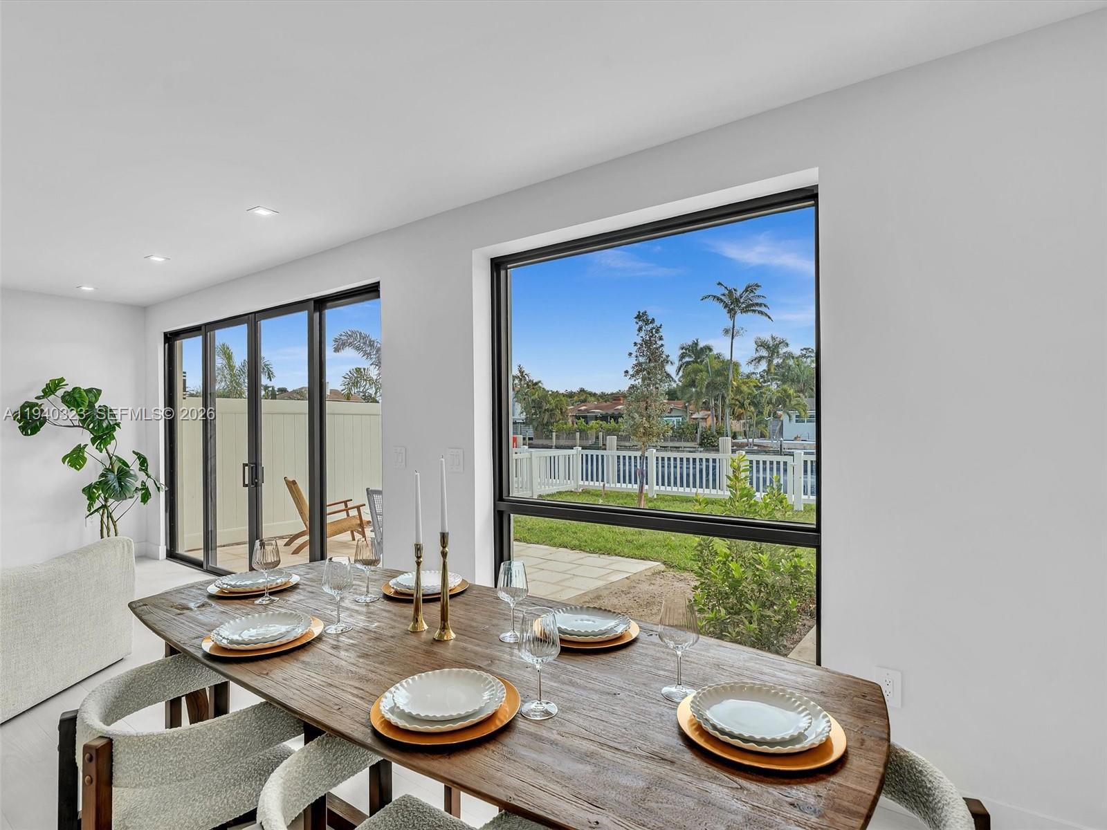 H20 DANIA BEACH - Residential