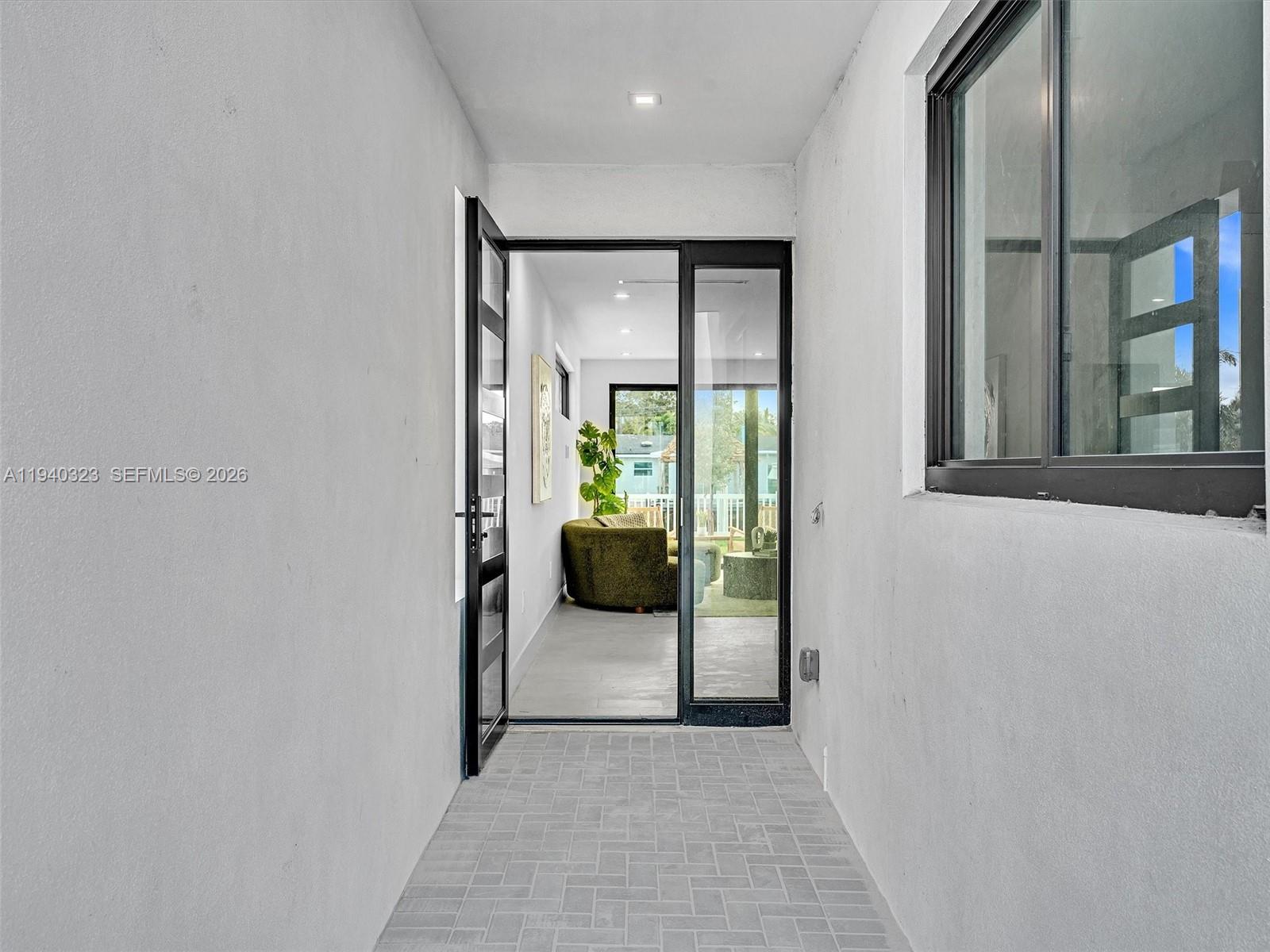 H20 DANIA BEACH - Residential