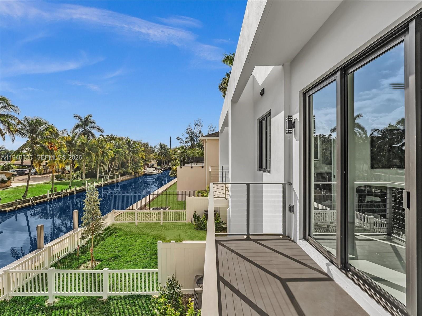 H20 DANIA BEACH - Residential