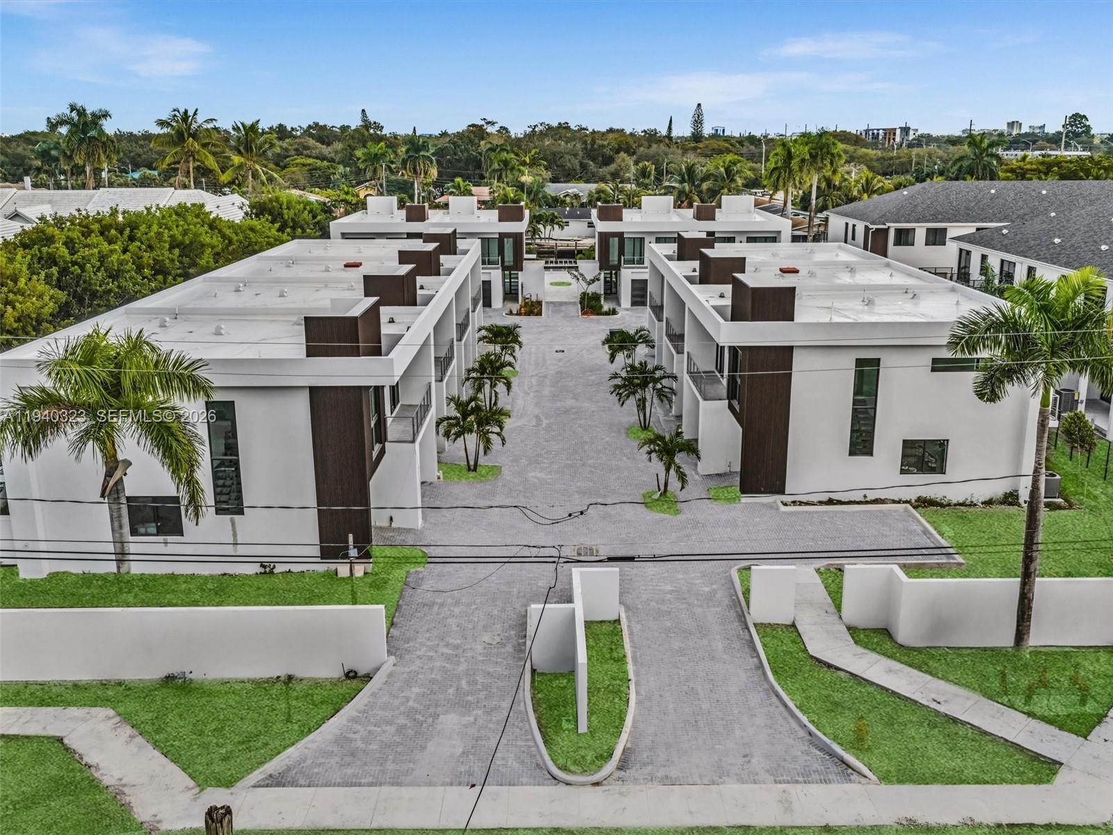 H20 DANIA BEACH - Residential