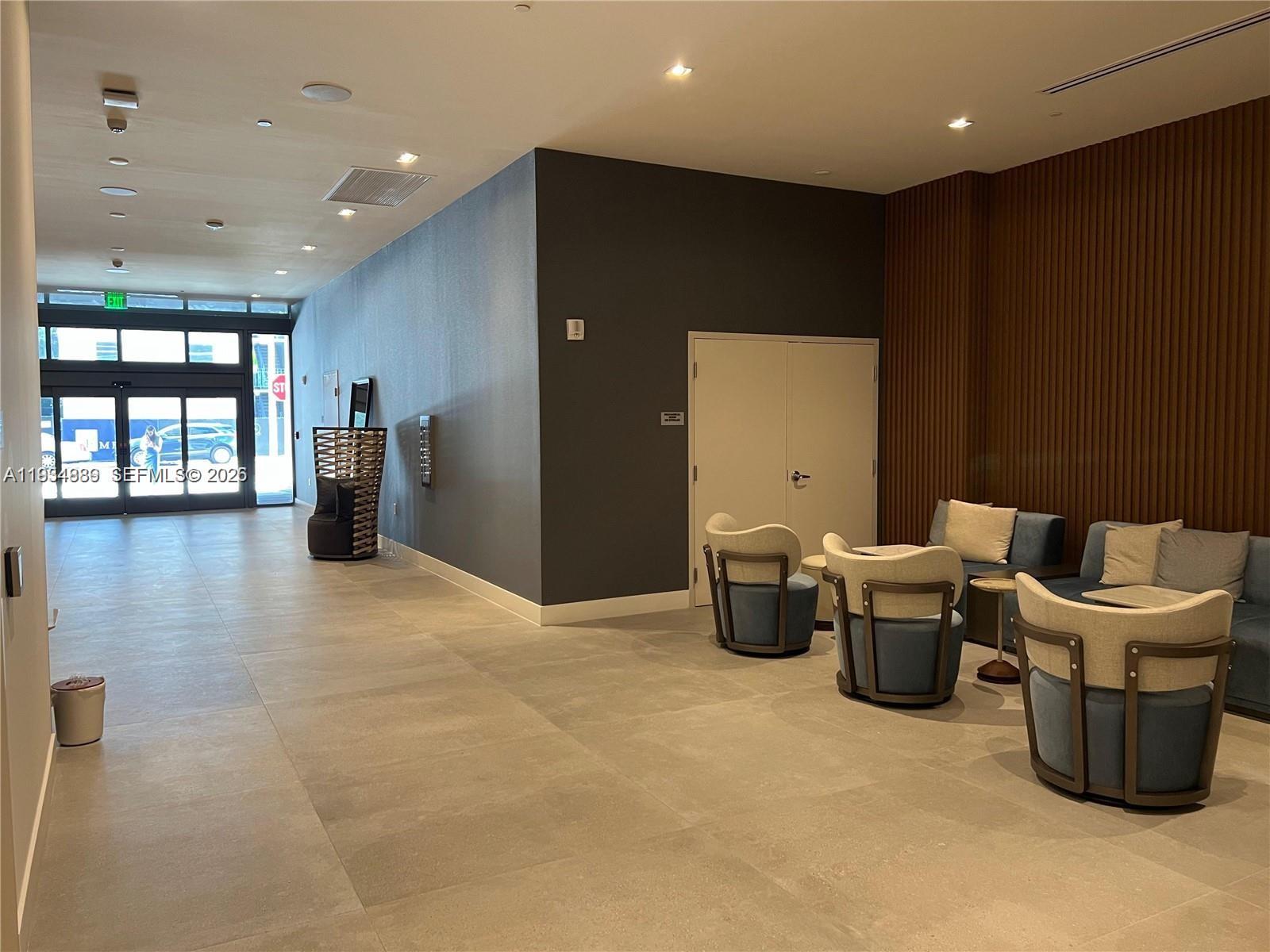 SMART BRICKELL - Residential