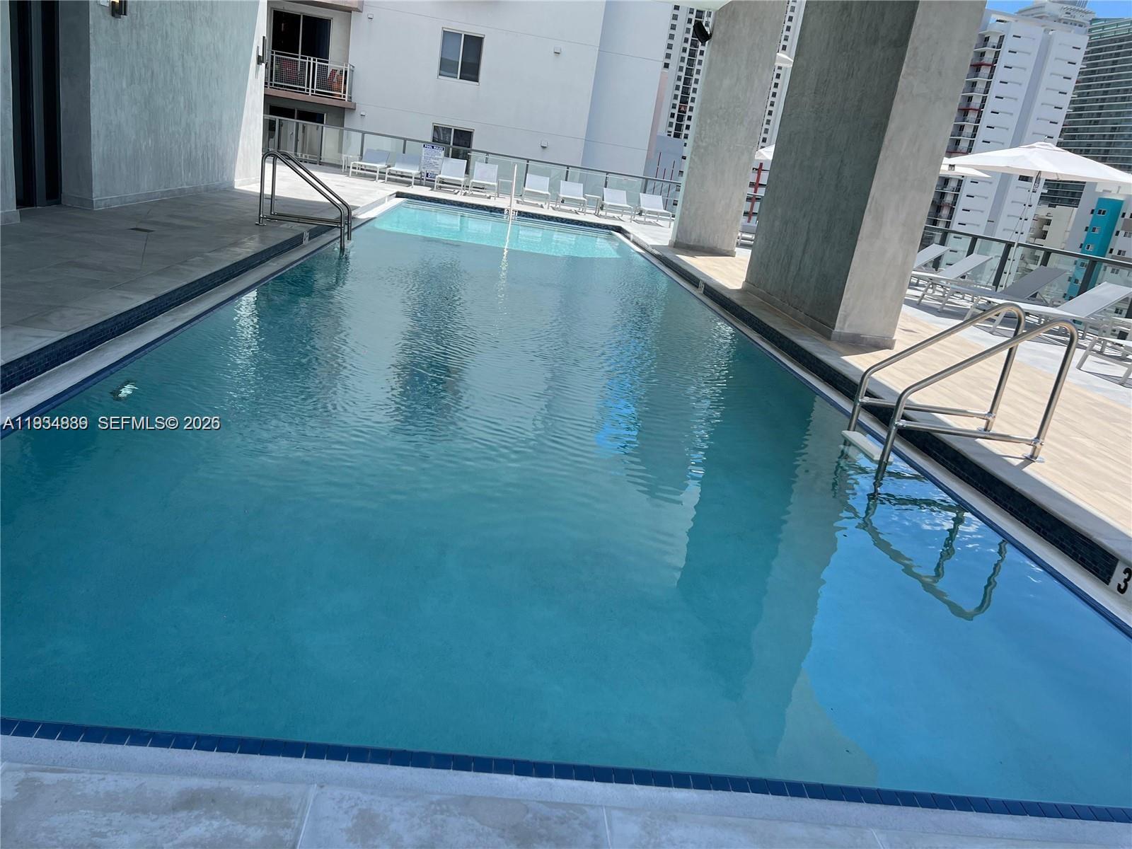 SMART BRICKELL - Residential