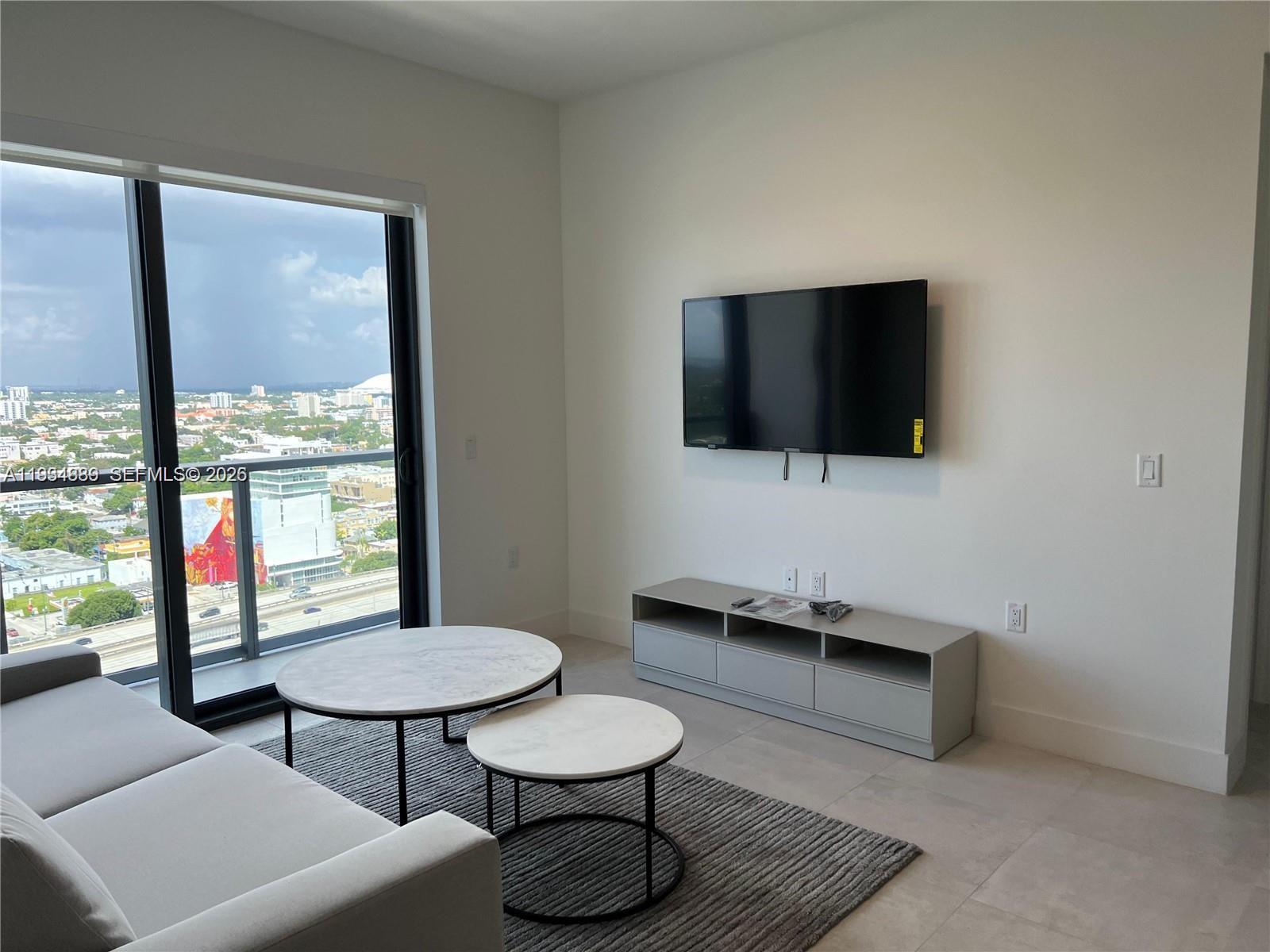 SMART BRICKELL - Residential