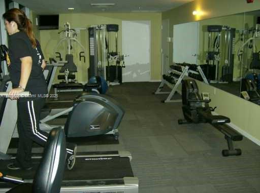 METROPOLIS II AT DADELAND - Residential