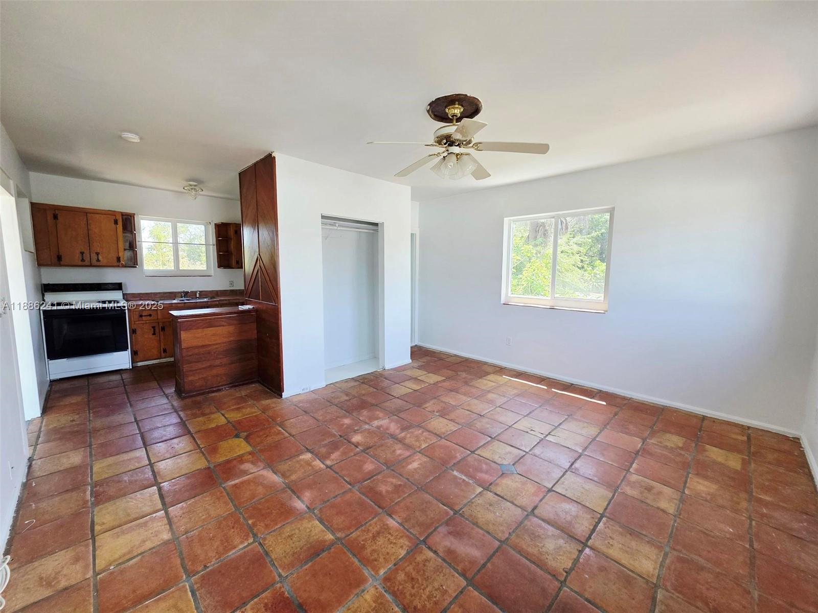 PROSPECT PARK WEST - Residential Lease