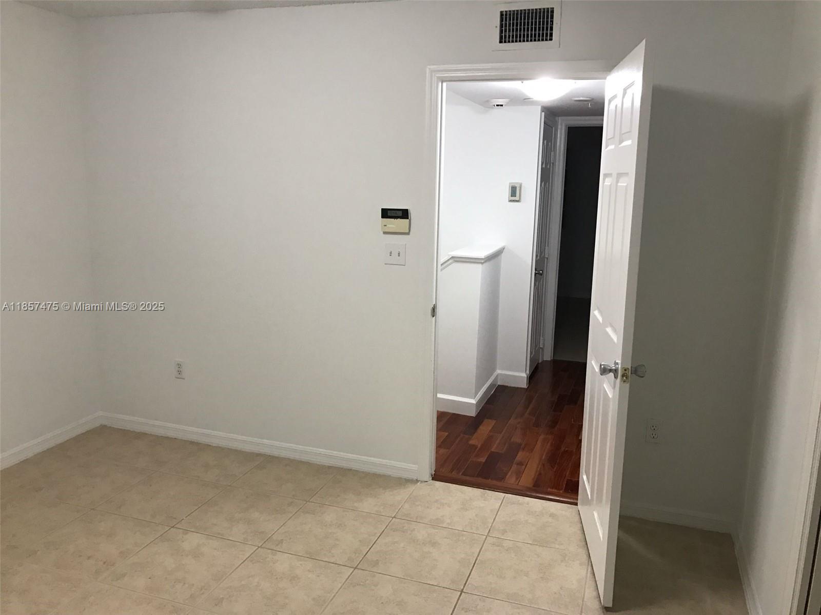 AVENTI AT AVENTURA CONDO - Residential