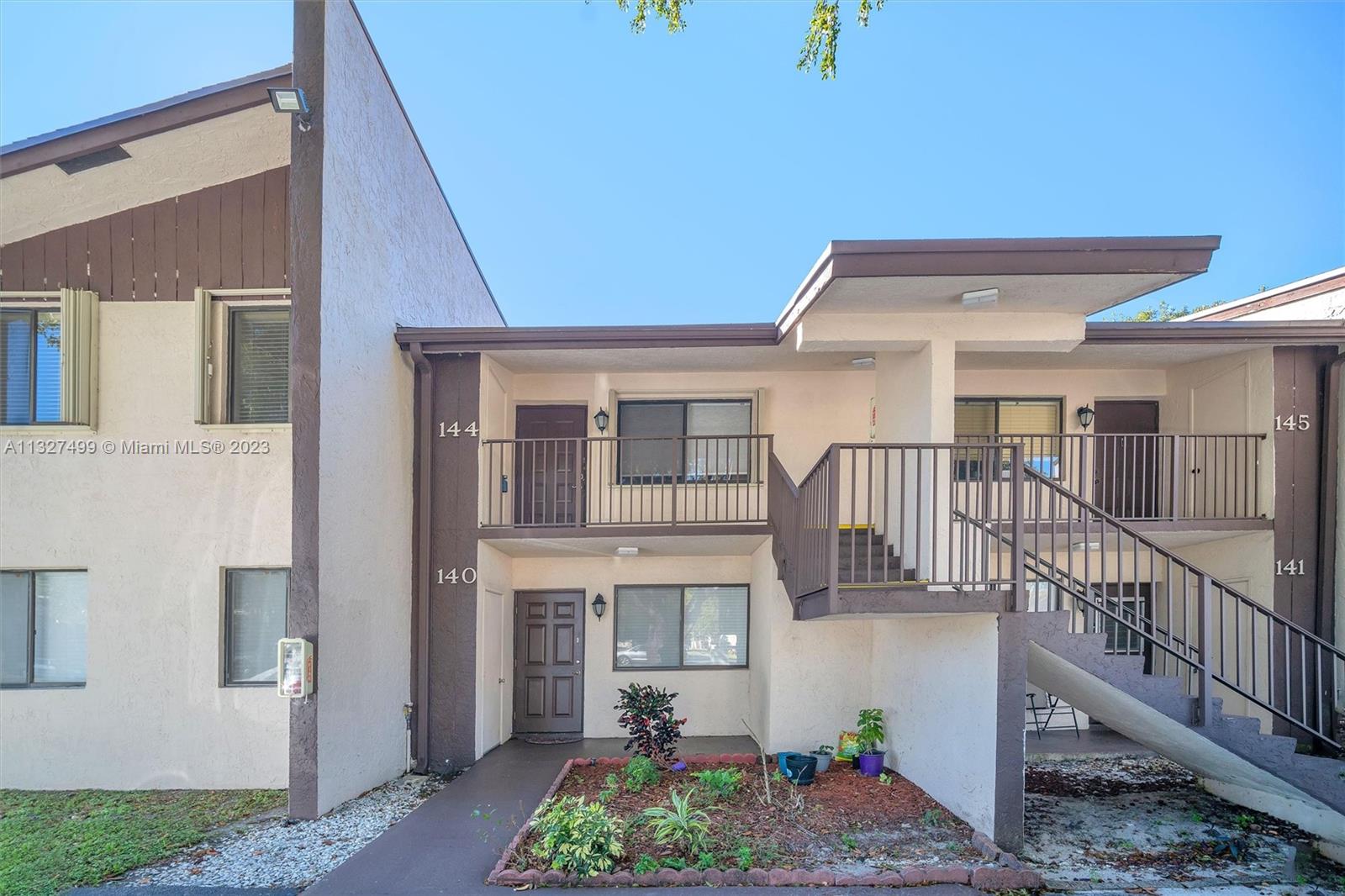 LAURELS AT MARGATE CONDO - Residential