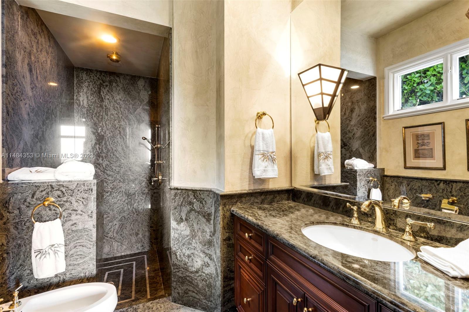 GULFSTREAM OCEAN TRS - Residential