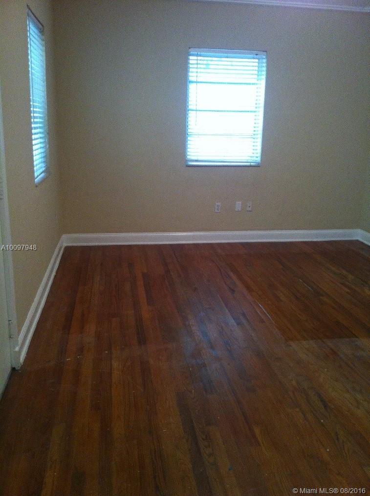 VILLA GATSBY CONDO - Residential Lease