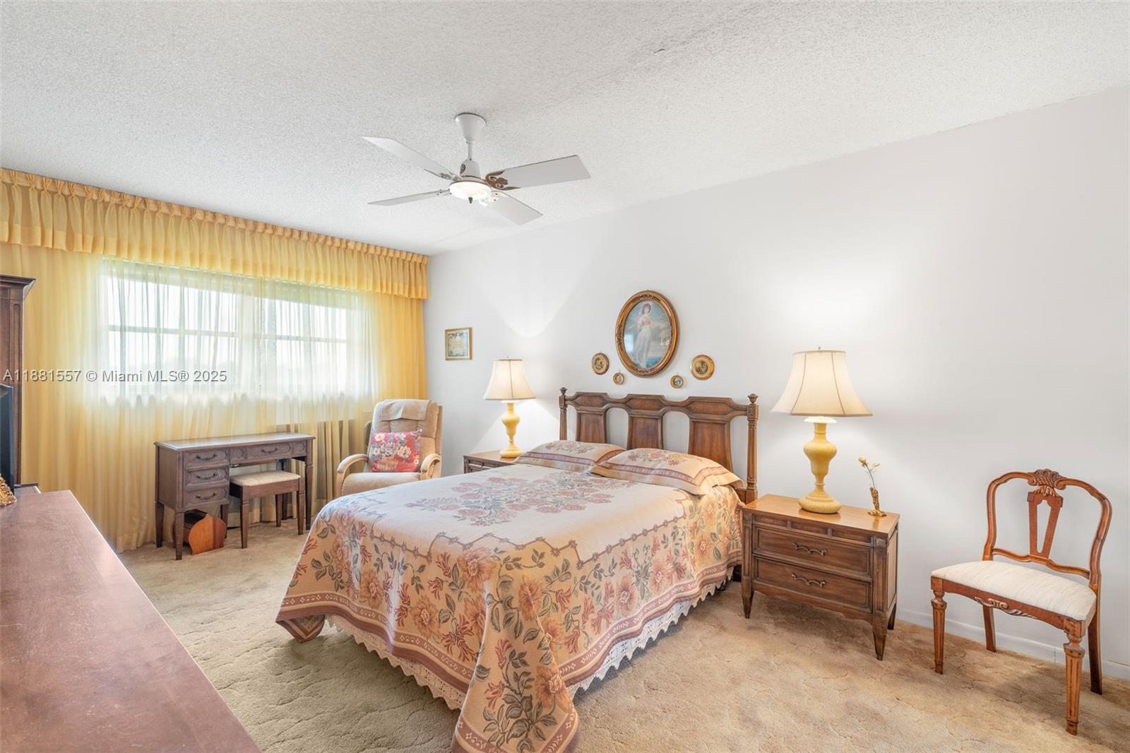 ORIOLE GOLF & TENNIS CLUB - Residential