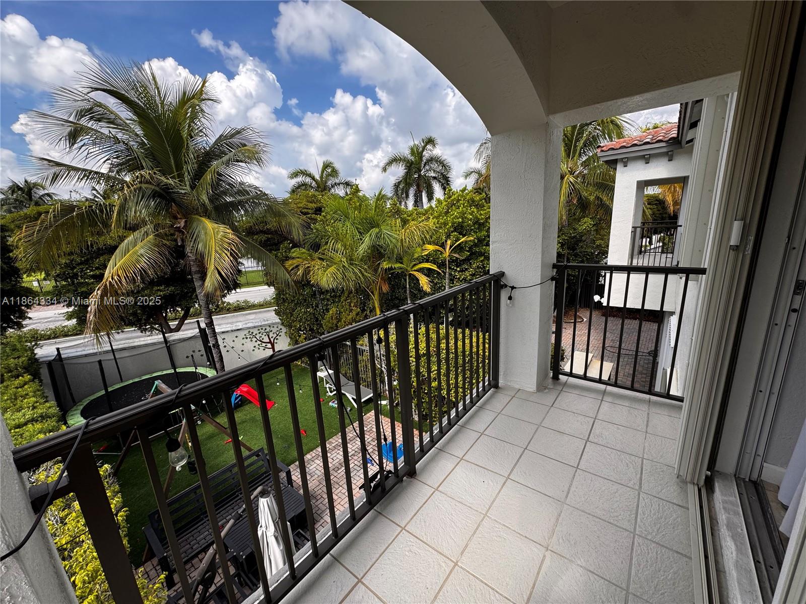 THREE ISLANDS 3RD SECTION - Residential