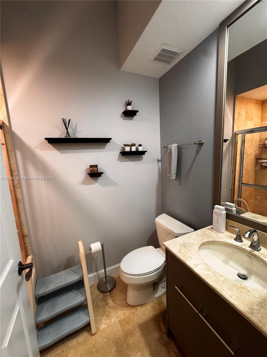 THREE ISLANDS 3RD SECTION - Residential