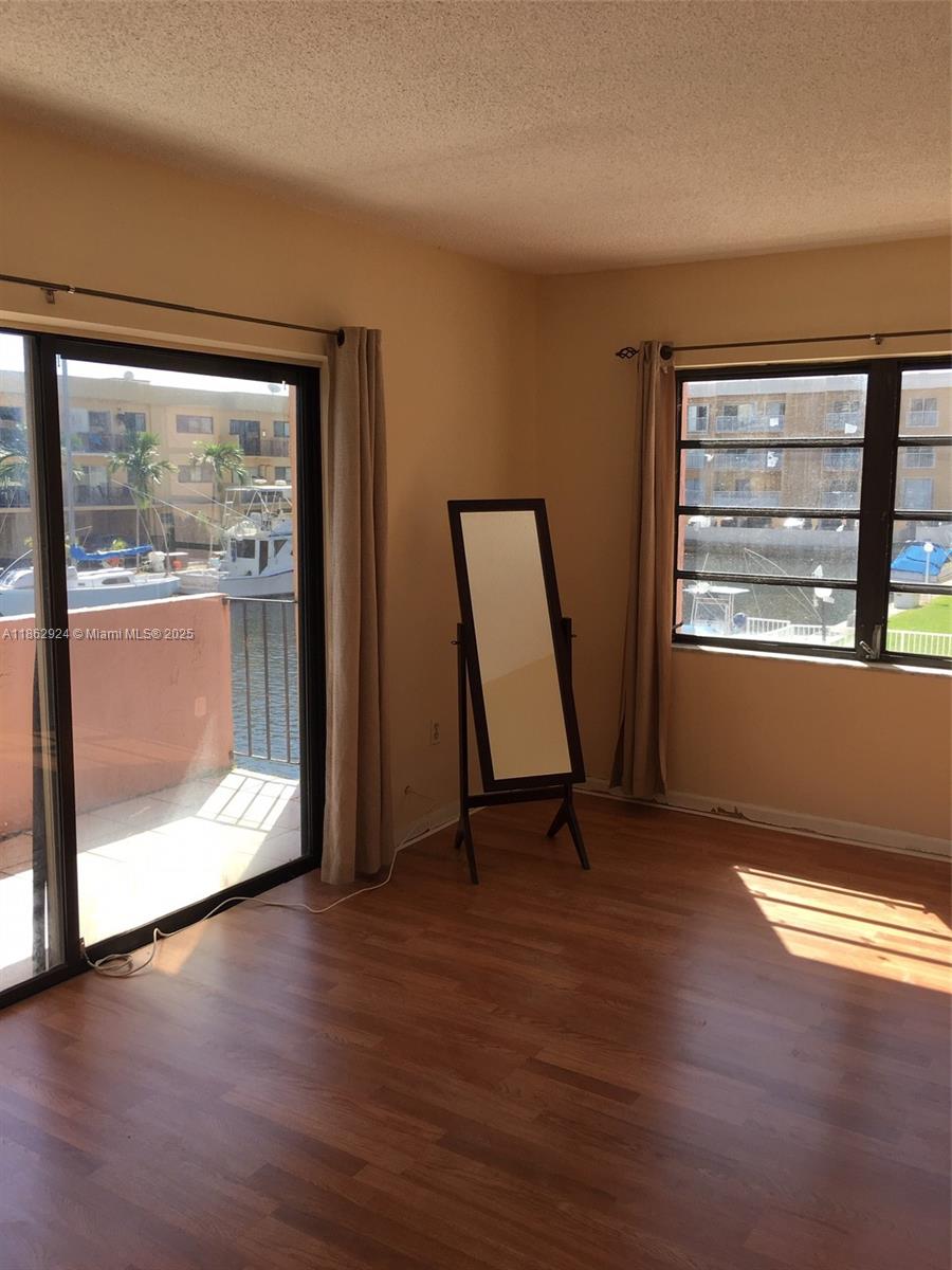 MICHELLE CONDO - Residential