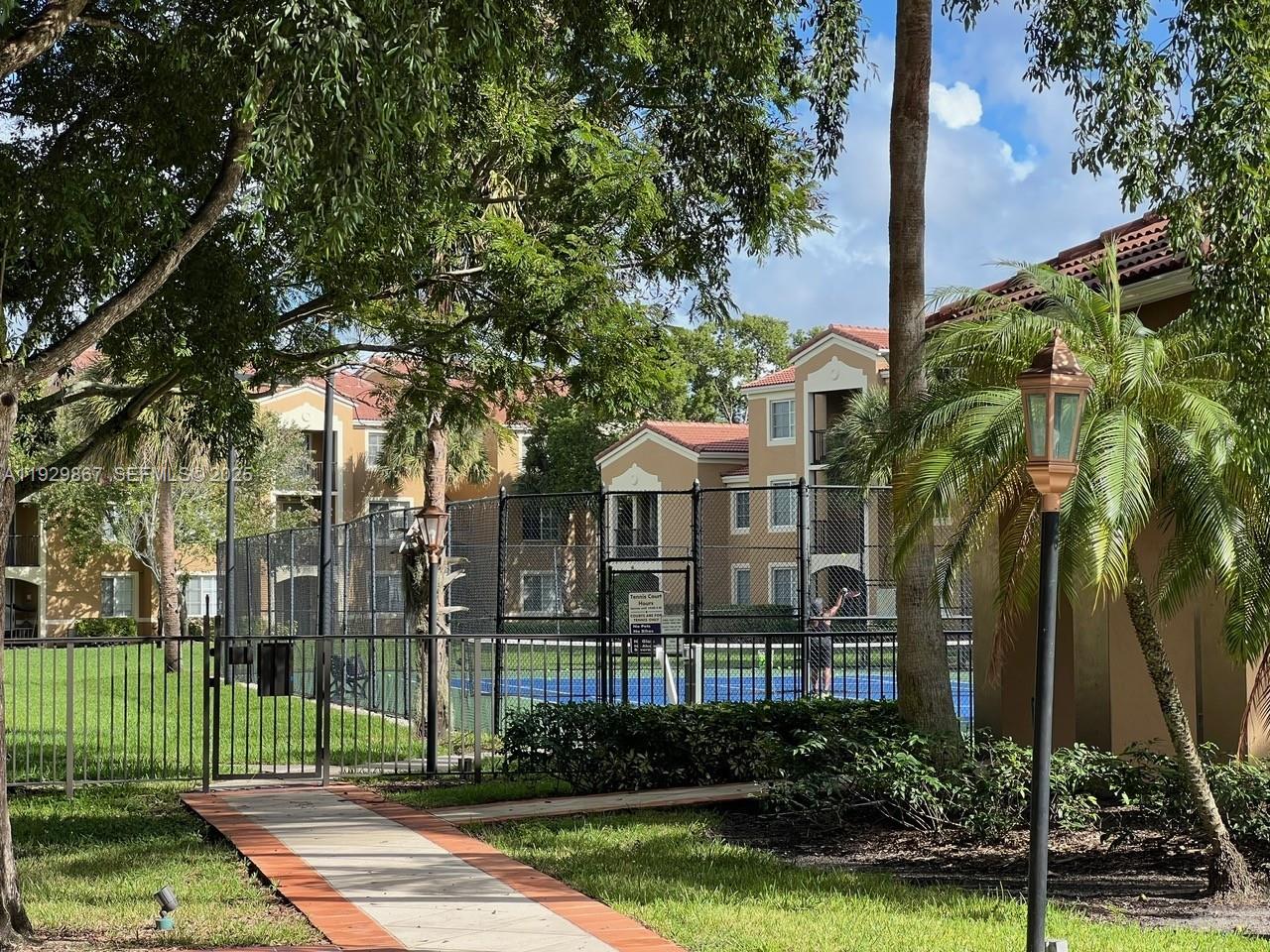 EL-AD NOB HILL CONDO - Residential Lease