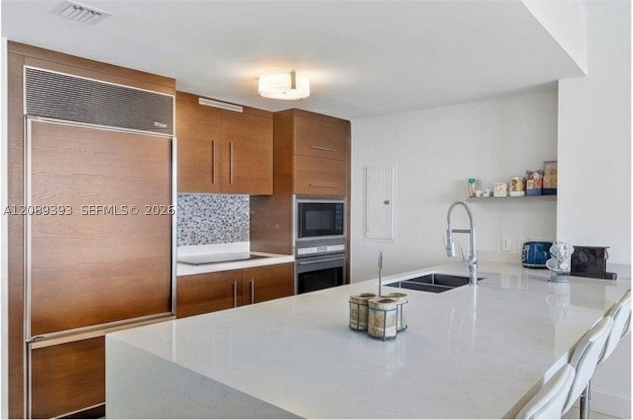 465 Brickell Ave 3905