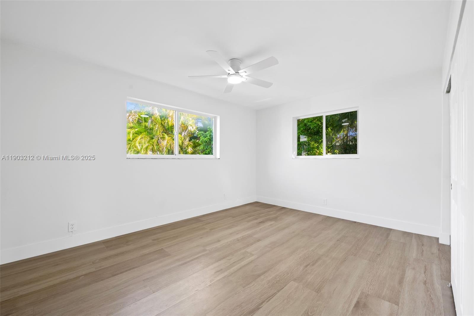 HOLLYWOOD HEIGHTS ADD SEC - Residential