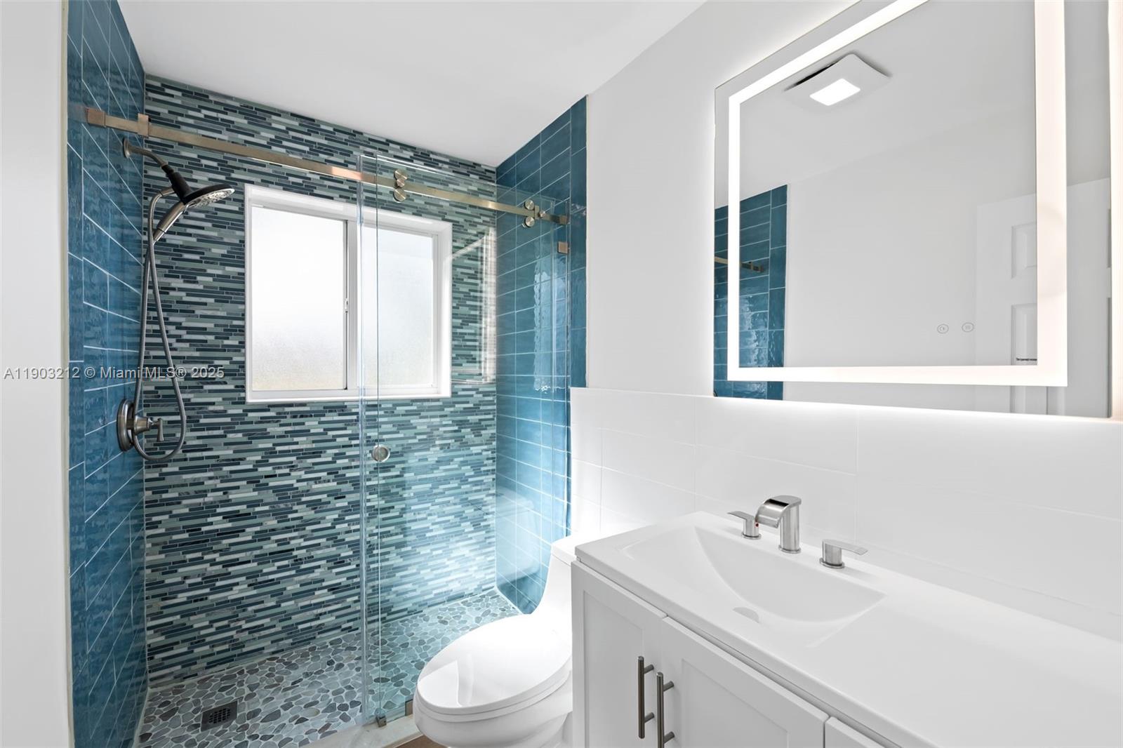 HOLLYWOOD HEIGHTS ADD SEC - Residential