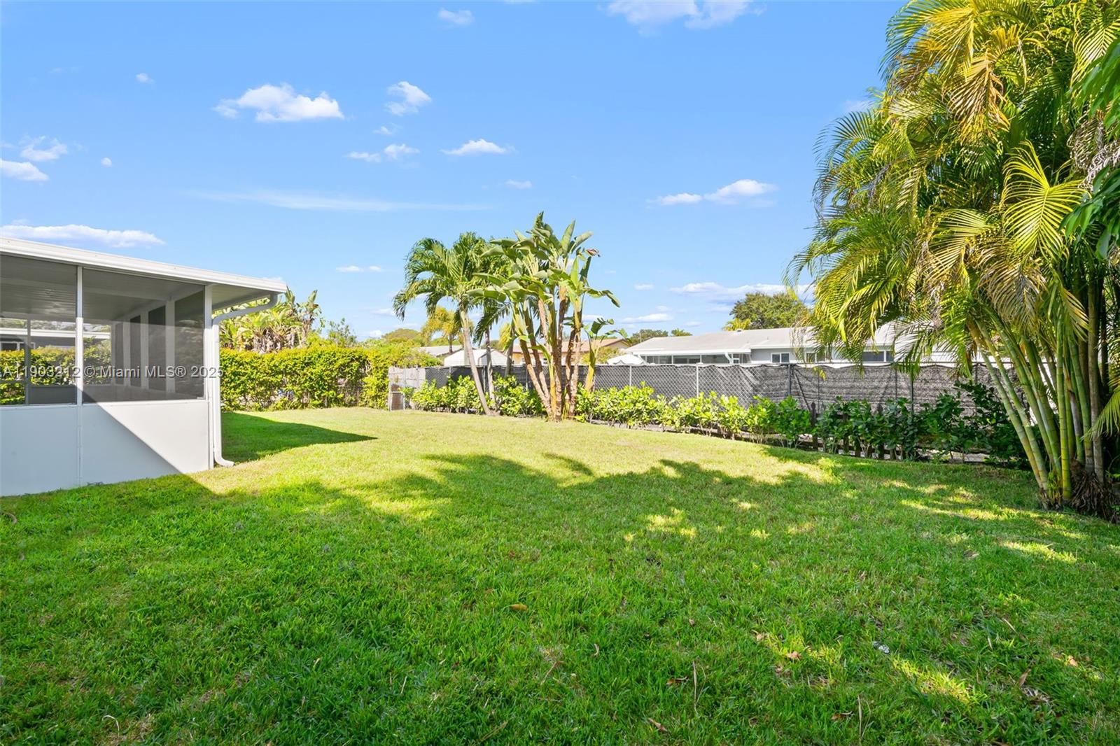 HOLLYWOOD HEIGHTS ADD SEC - Residential