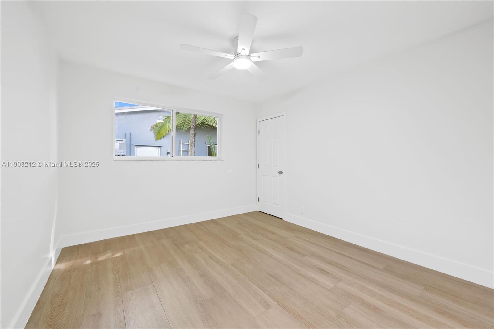 HOLLYWOOD HEIGHTS ADD SEC - Residential