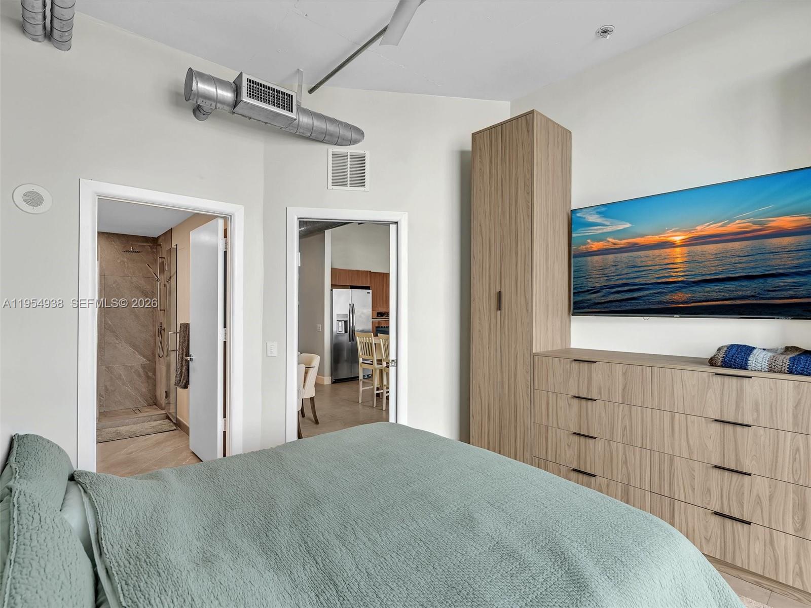 UPTOWN MARINA LOFTS CONDO - Residential