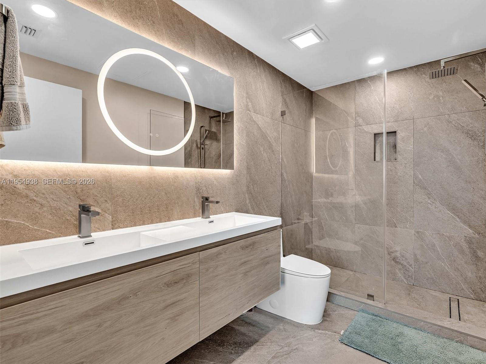 UPTOWN MARINA LOFTS CONDO - Residential