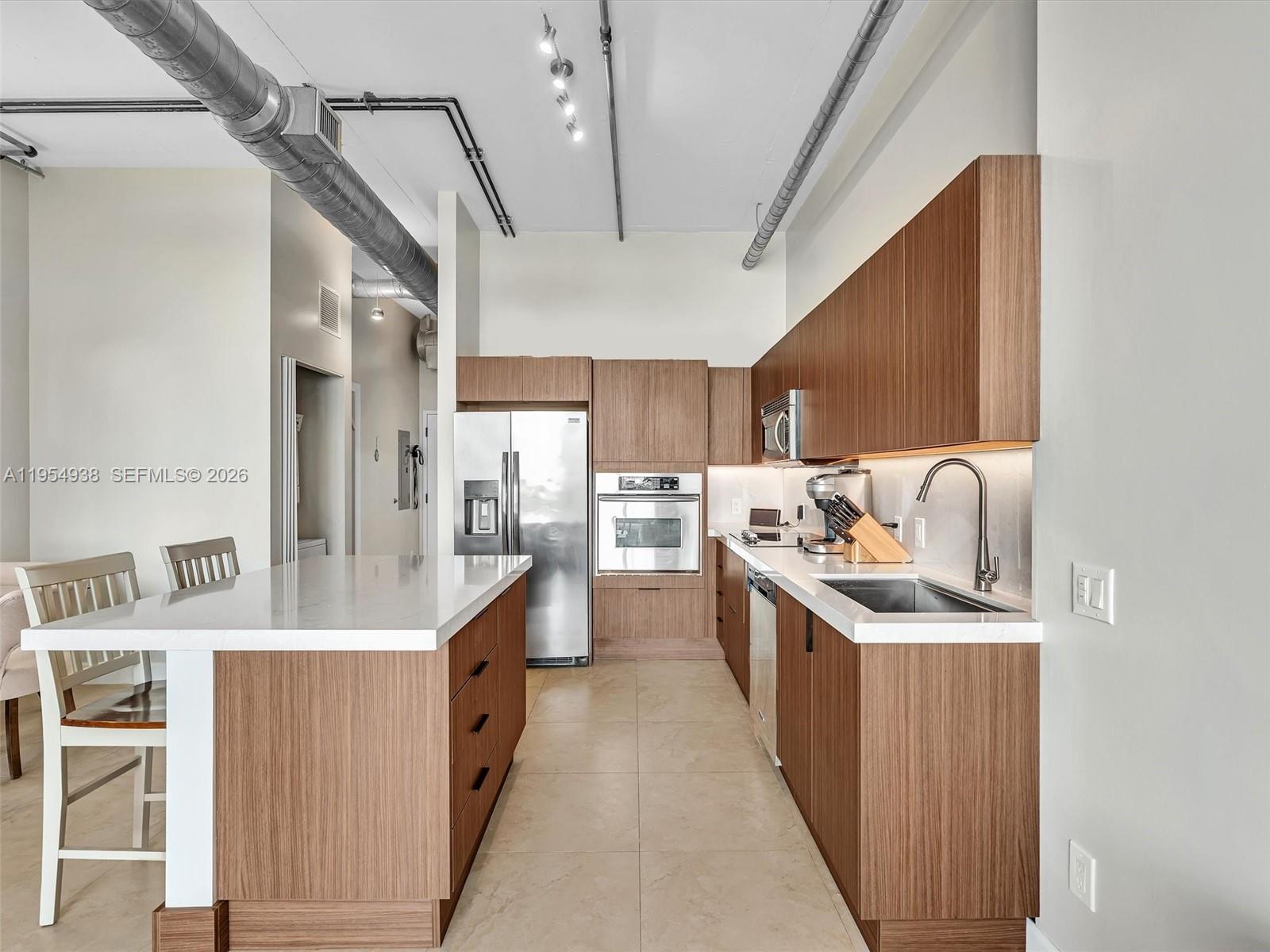 UPTOWN MARINA LOFTS CONDO - Residential