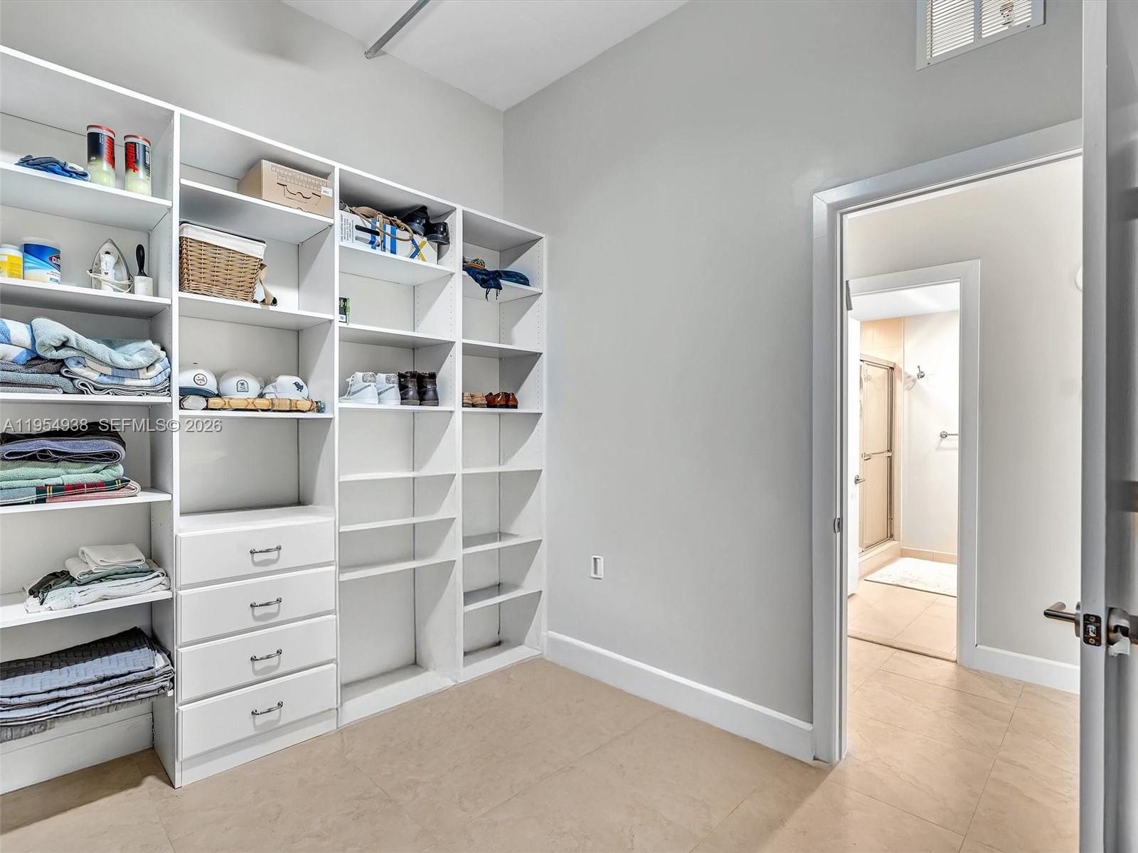 UPTOWN MARINA LOFTS CONDO - Residential