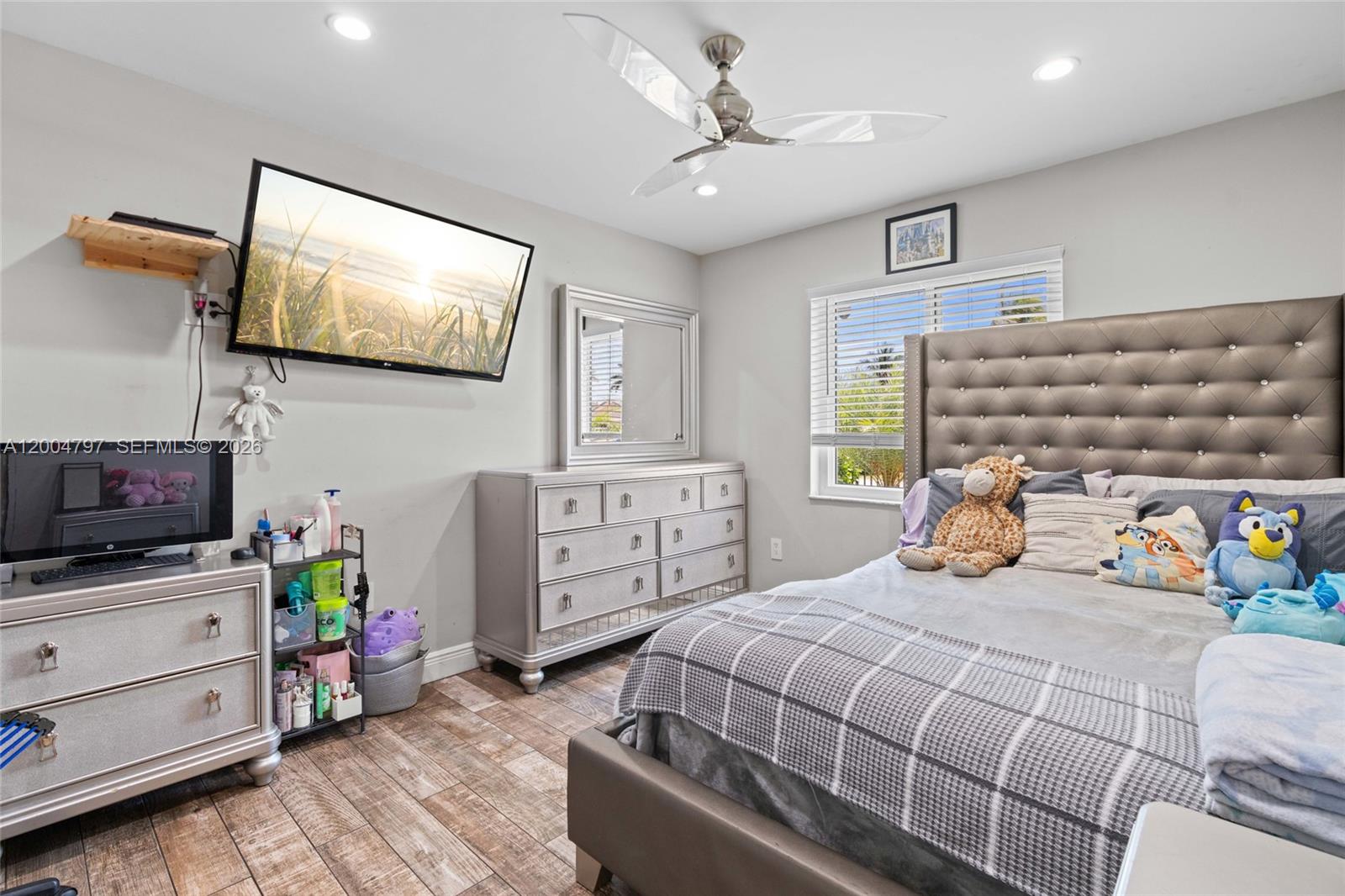 PRINCETON SQUARE SUB - Residential