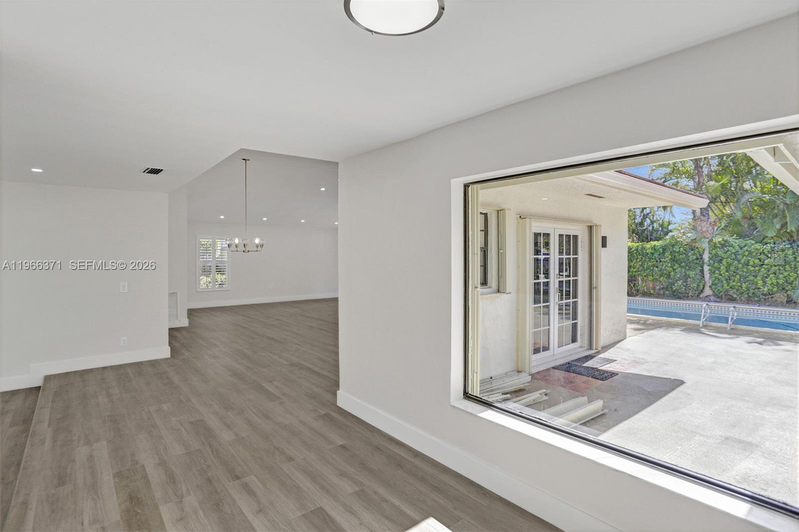 KENDALL PLACE - Residential