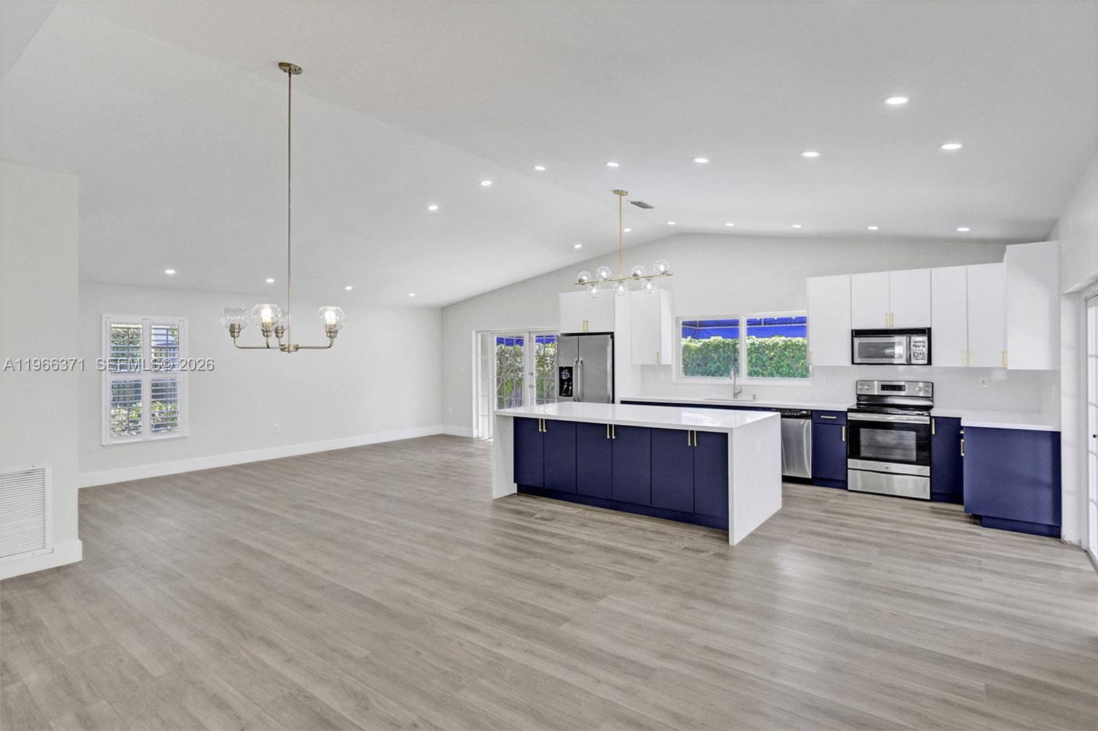 KENDALL PLACE - Residential