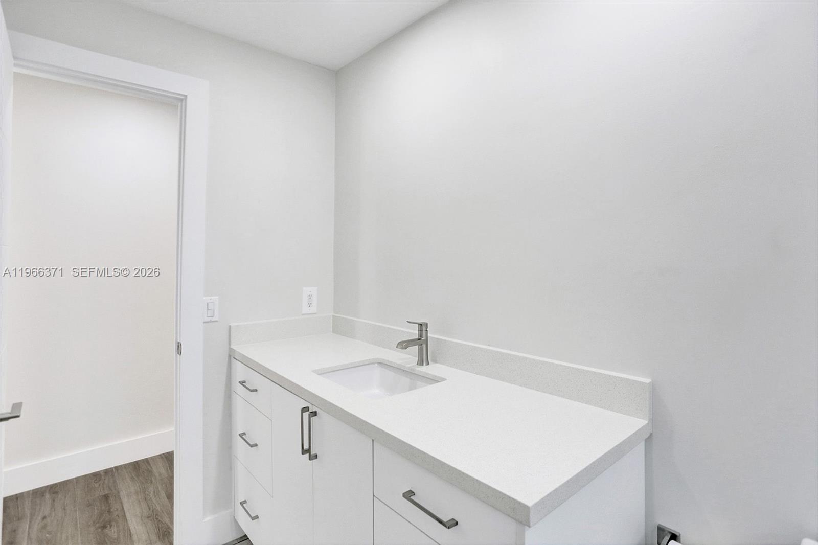 KENDALL PLACE - Residential