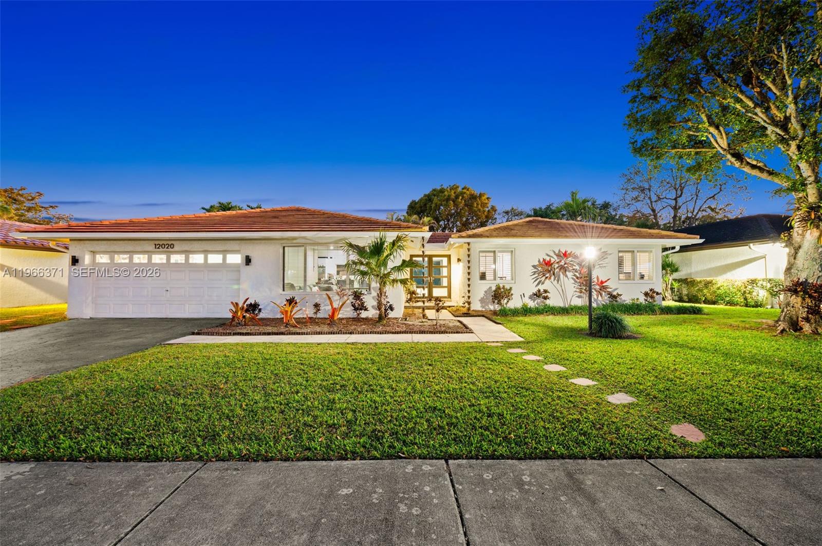 KENDALL PLACE - Residential